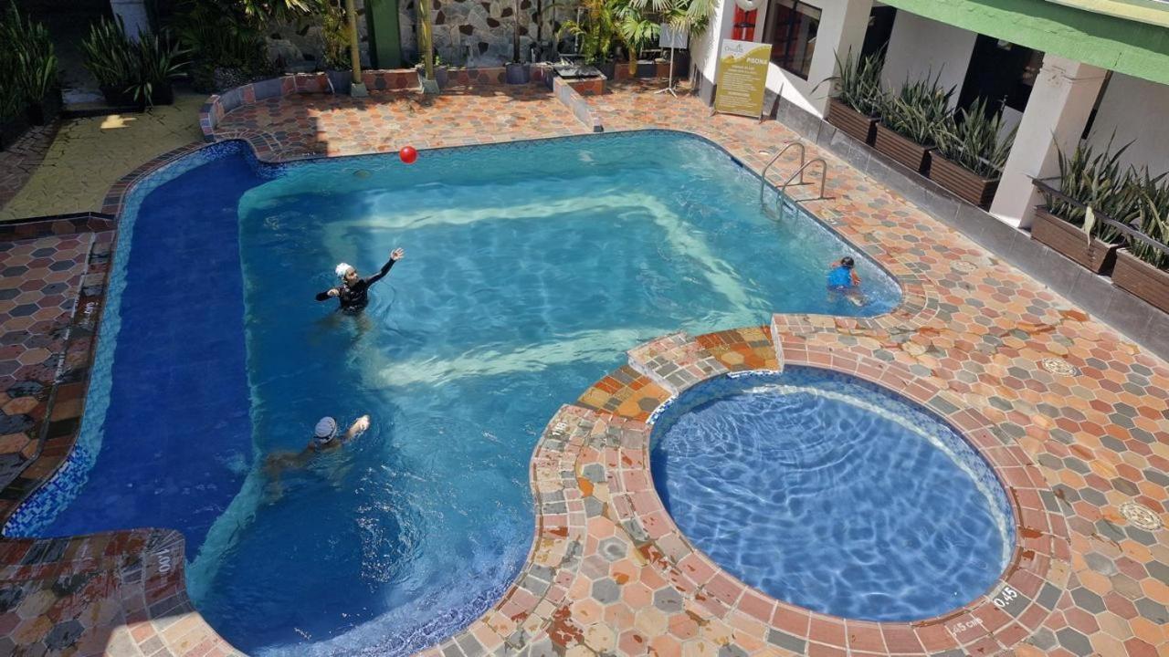 Hotel Chicala Salgar Puerto Salgar المظهر الخارجي الصورة